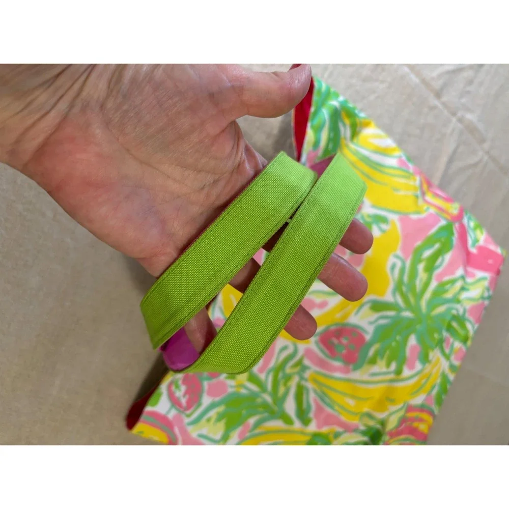 Lilly Pulitzer Estee Lauder Tote Bag Medium Tropical Fruit Print Canvas Beach